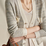 Chanel-style V-neck long-sleeved cardigan with pockets