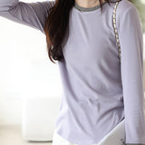 Knitted sweater in fake two-piece style with color-blocking splicing