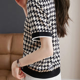 Round Neck Houndstooth Print Short Sleeve T-Shirt