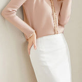 Gentle Chanel-style V-neck top base layer