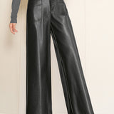 Loose-fitting and Drapey Commuter Leather Pants