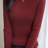 Simple Rolled-edge Round-neck Sweater.