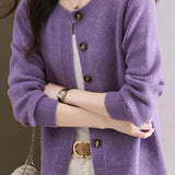 Solid-color short sweater outerwear