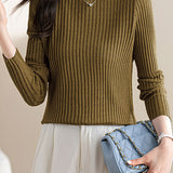 Slim long-sleeved knitted base layer shirt