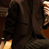 Retro-style elegant woolen coat