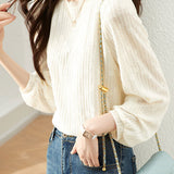 Round-neck lace solid-color bottoming shirt