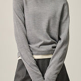 Fake two-piece round-neck knitted sweater