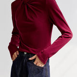 Solid color twisted-pleated mock neck bottoming shirt