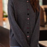 Simple solid-color knitted cardigan