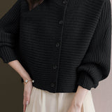 Elegant knitted cardigan