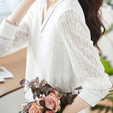 Chanel-style V-neck lace bottoming shirt