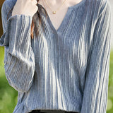 Half-open V-neck loose base layer shirt