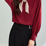 Solid color round-neck shirt