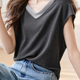 Fake Two-piece Color-blocked V-neck T-shirt