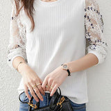 Lace Spliced Three-quarter Sleeve T-shirt