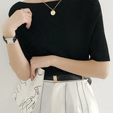 Simple Medium Sleeve Knit Top