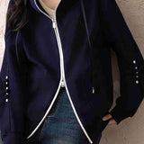 Casual hooded outerwear with contrast color air layer