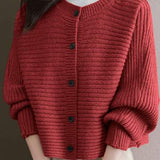 Elegant knitted cardigan