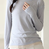 Round-neck pullover knitted sweater