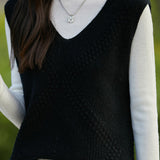 Hollow crocheted V-neck knitted vest