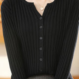 Round-neck knitted cardigan