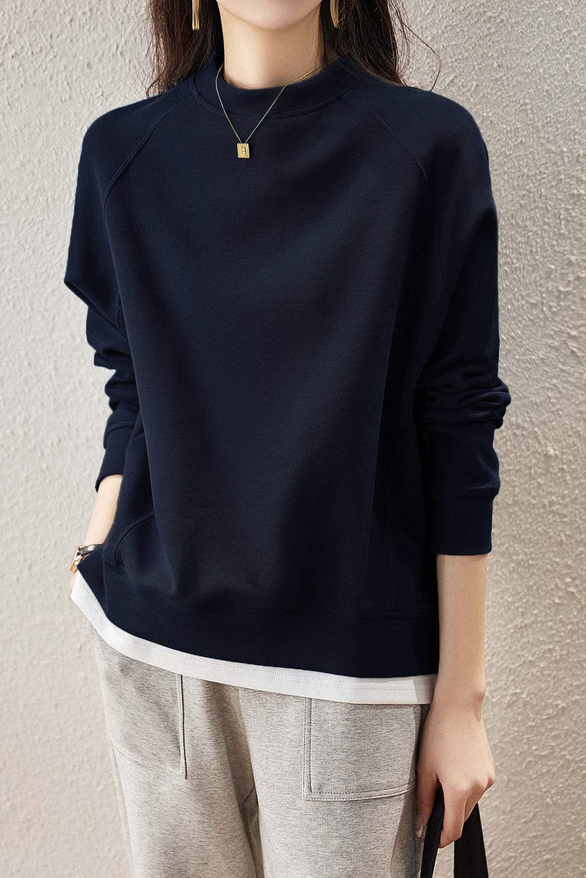 Different material round neck simple sweatshirt