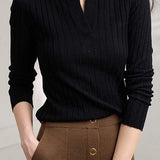 Casual ribbed knitted sweater