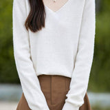 Solid-color versatile knitted shirt