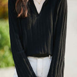 Half-open V-neck loose base layer shirt