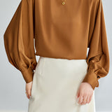 Solid color round-neck shirt